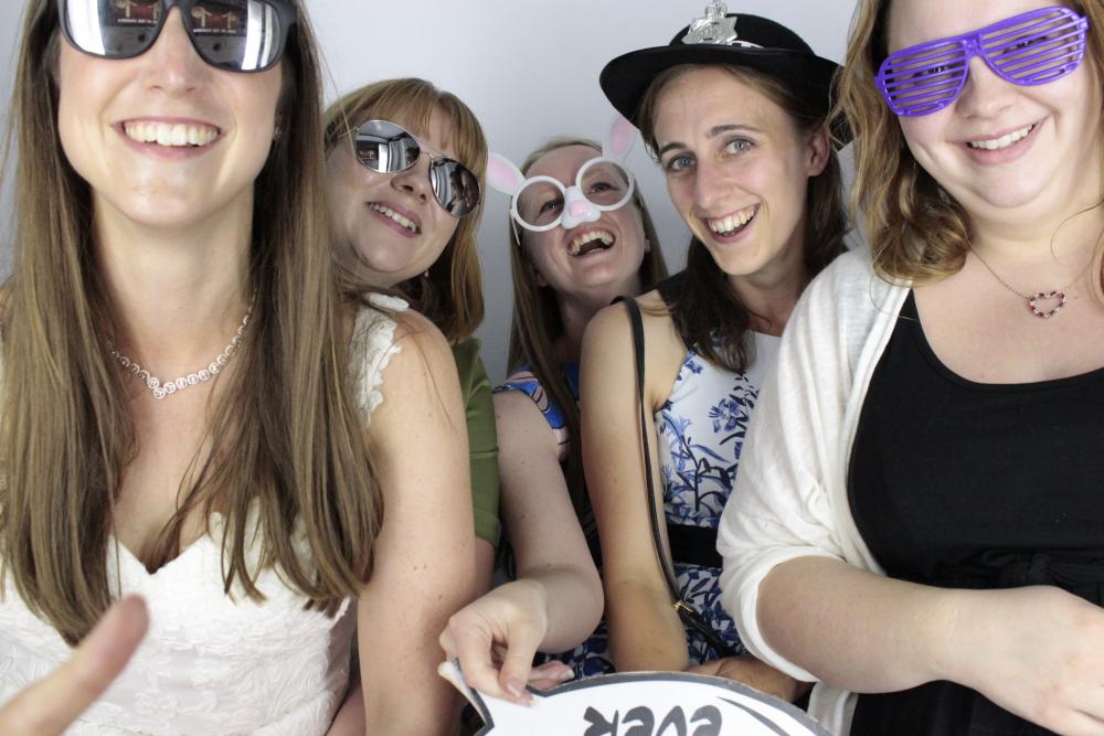 Laura & Matt's Wedding | View more photos from the event at gallery.myphotoboothexperience.co.uk/u/MyPhotoBoothExperienceLtd/Laura-Matts-Wedding